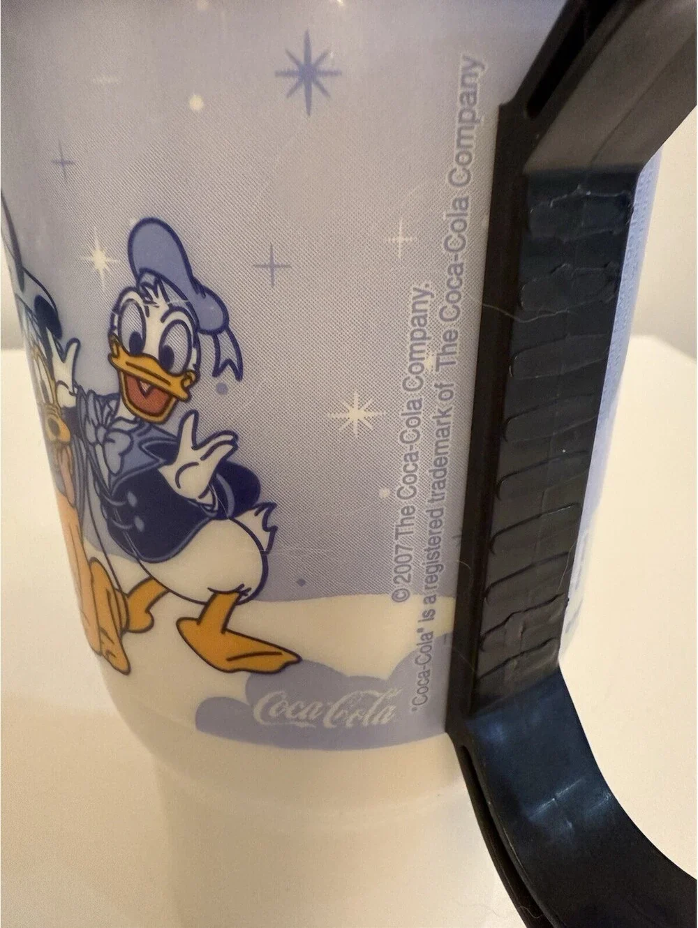 2007 Walt Disney World Travel Mug w/ Lid - Mickey Minnie Pluto Goofy Donald Chip